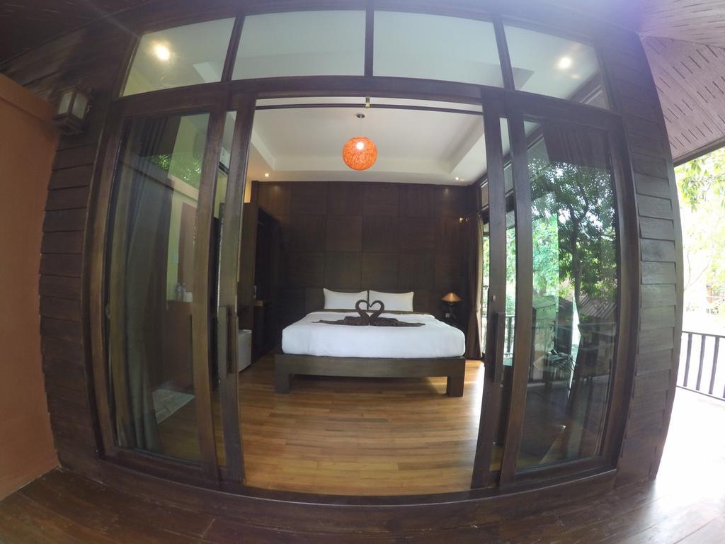 Lipe Sunset Beach Resort Dış mekan fotoğraf